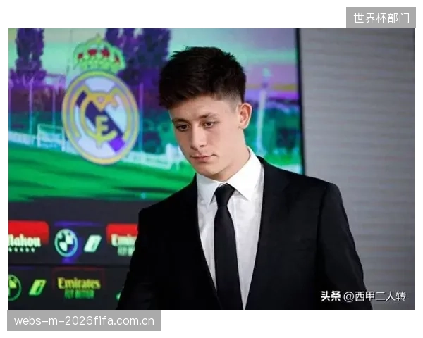 居莱尔以全赛事最高的34次创造机会荣膺最佳新秀,成为皇马未来的中场核心。 居莱尔以全赛事最高的34次创造机会荣膺最佳新秀,成为皇马未来的中场核心。