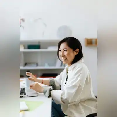 伍娟心